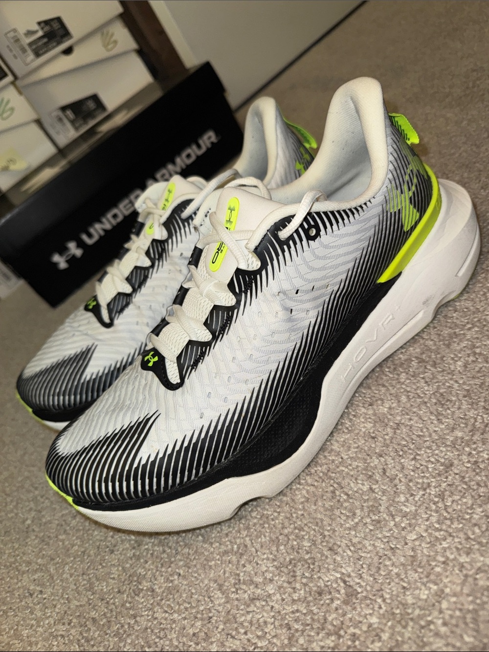 Under Armour Infinite Pro Running Shoe - White/Black/Neon Green
